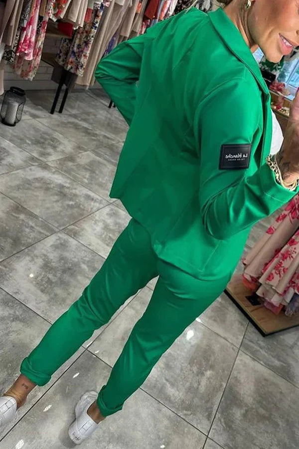 Celine | Trendy set with soft blazer & comfy joggers