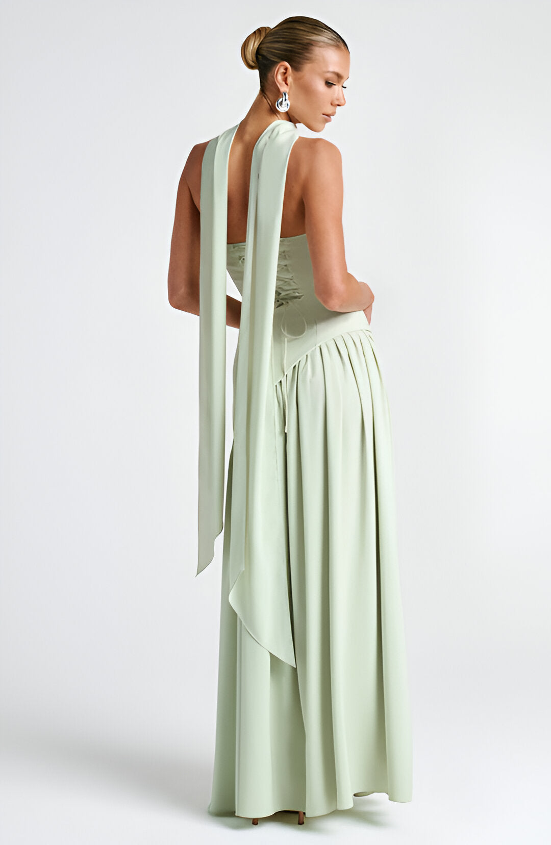 Liva | Elegant, classy long dress