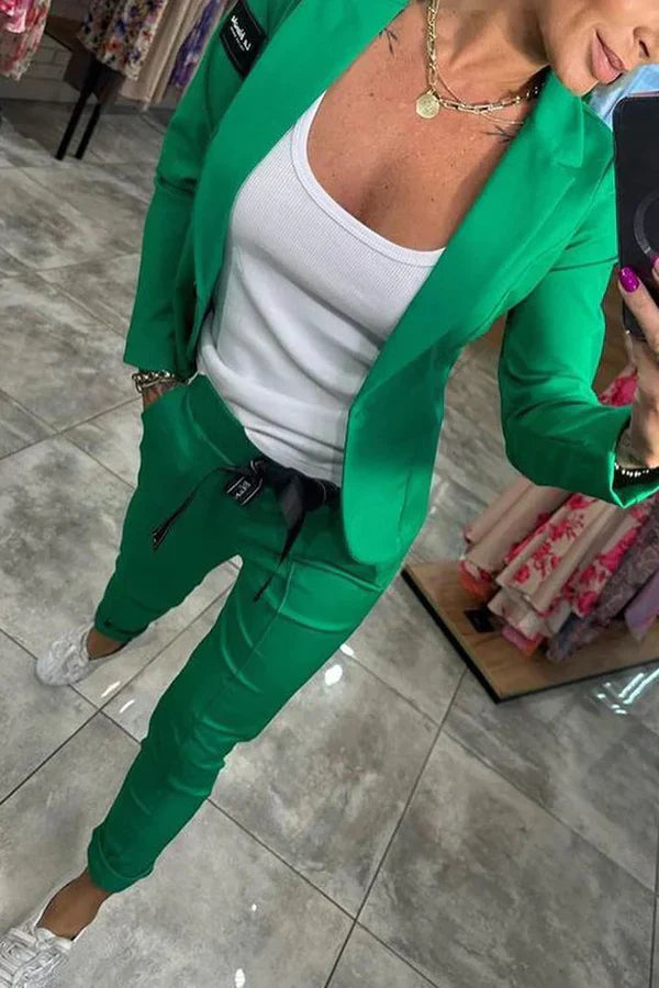 Celine | Trendy set with soft blazer & comfy joggers