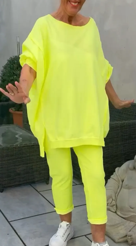 Nahla | Women’s Two-Piece Set – Round Neck Shirt & Pants